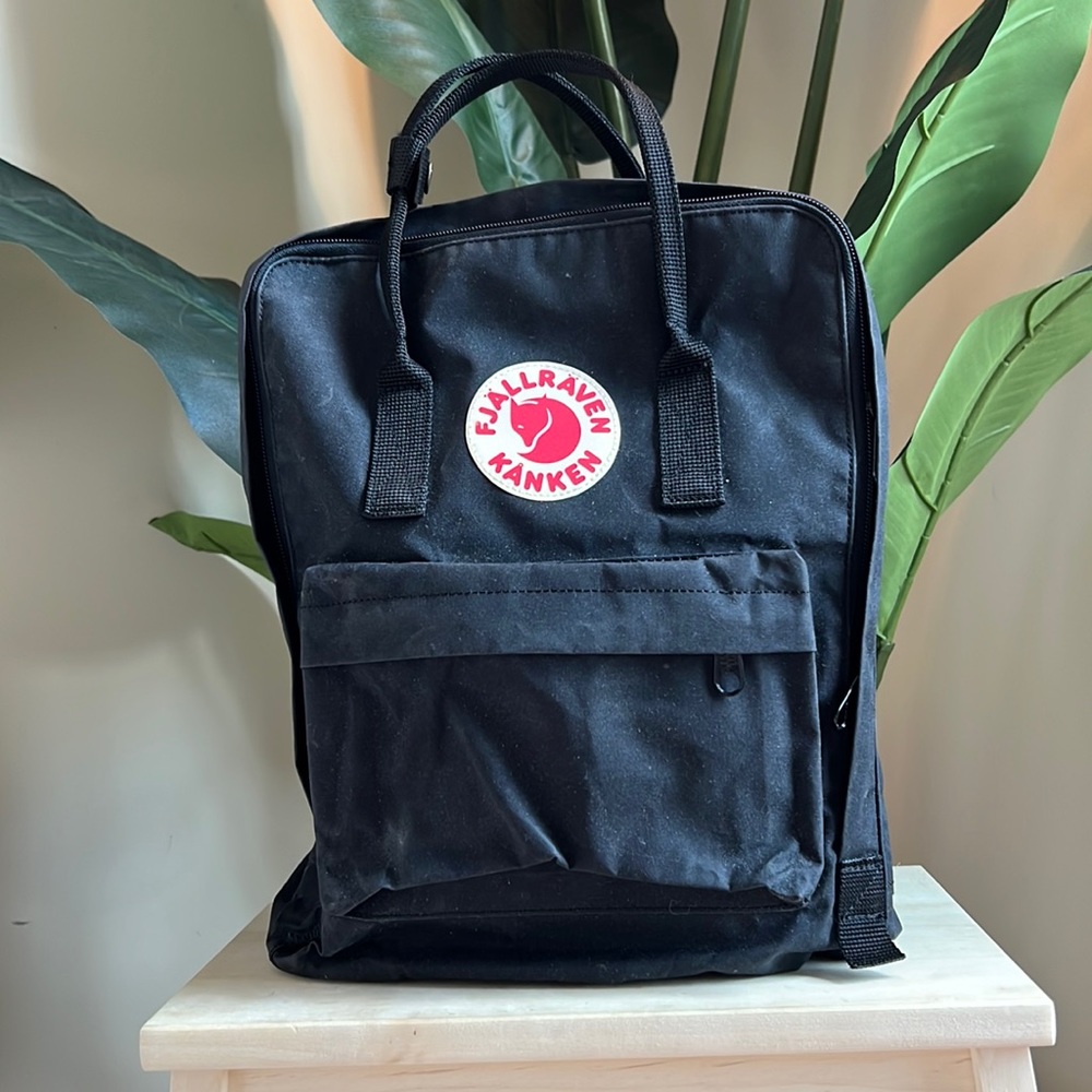 Fjallraven kanken medium black canvas backpack